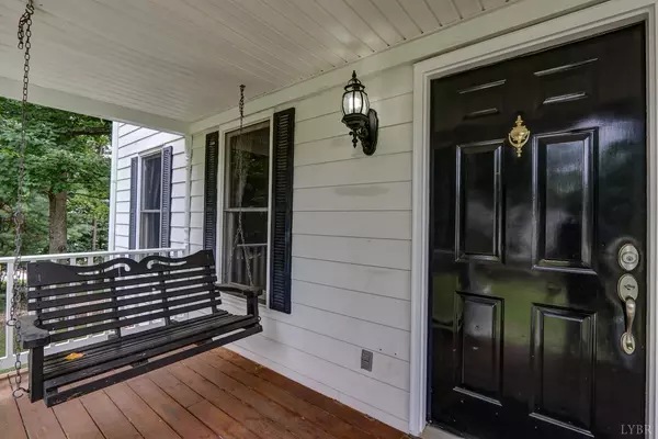 Goode, VA 24556,104 Kings Grant DR