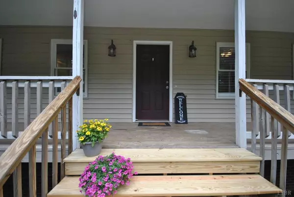 Lynchburg, VA 24502,115 Fox Crest DR