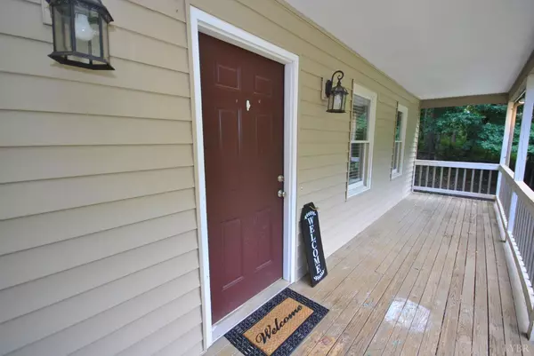 Lynchburg, VA 24502,115 Fox Crest DR