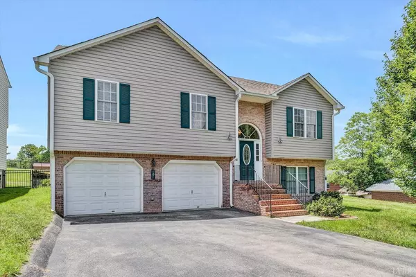 101 Tobias RD, Vinton, VA 24179