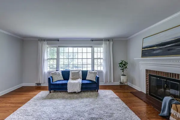 Lynchburg, VA 24503,3246 Downing DR