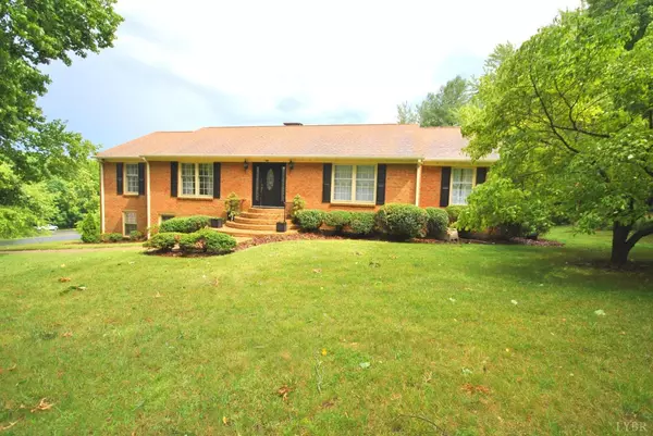 100 Millbrook TER, Forest, VA 24551