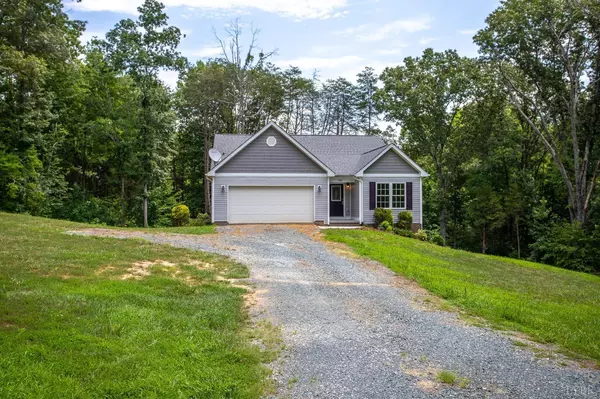 Pamplin, VA 23958,482 W Lockett Creek BLVD