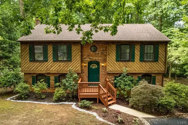 Forest, VA 24551,214 Jefferson Woods