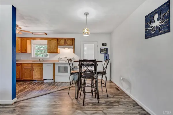 Vinton, VA 24179,258 Raleigh AVE