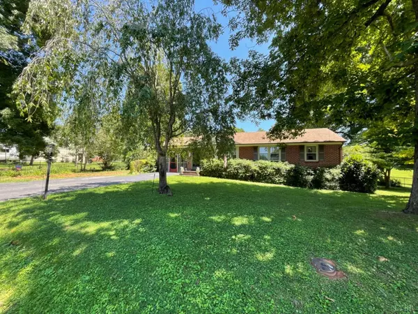 Lynchburg, VA 24501,1100 Craigmont DR