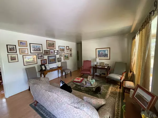 Lynchburg, VA 24501,1100 Craigmont DR