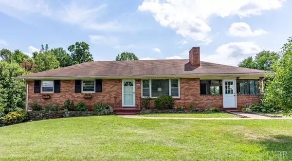 146 Maple DR, Madison Heights, VA 24572