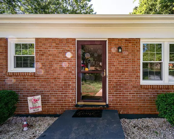 Lynchburg, VA 24502,1026 Oakmont CIR