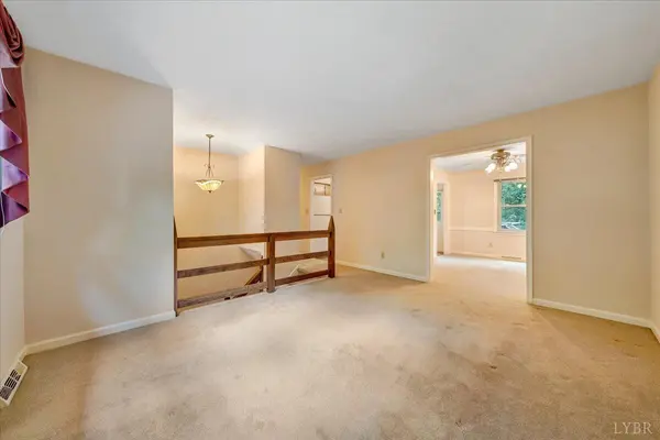 Goode, VA 24556,117 Perry LN