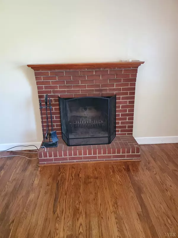 Bedford, VA 24523,1010 Peaks ST