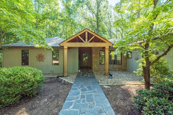 Lynchburg, VA 24503,320 Mill Lane RD