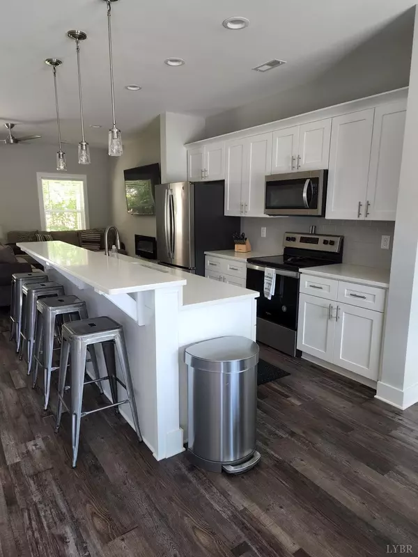 Lynchburg, VA 24502,56 Zentry PL