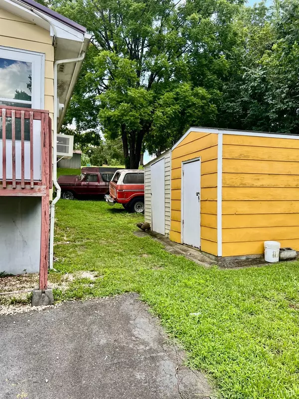 Martinsville, VA 24112,855 Southland DR