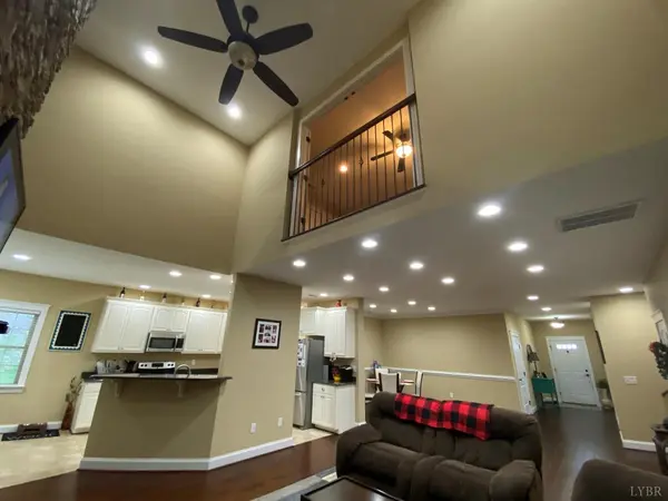 Evington, VA 24550,3 Benchmark DR