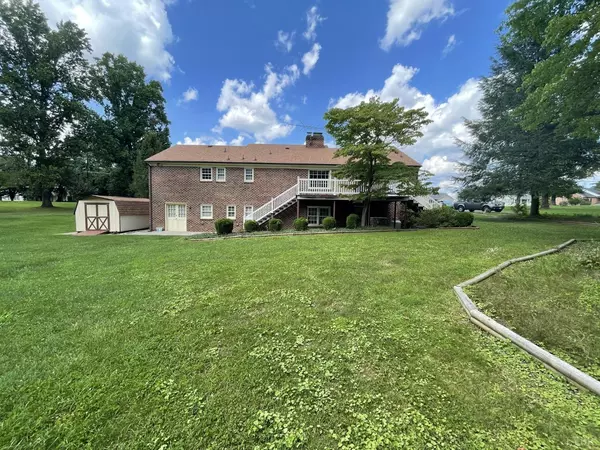 Forest, VA 24551,946 Alum Springs RD