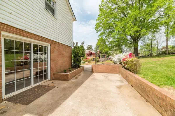 Lynchburg, VA 24501,3932 Moorman DR