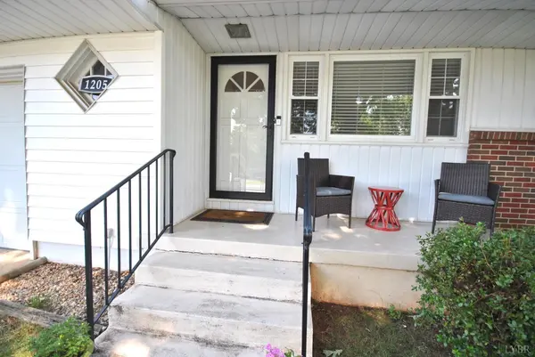 Lynchburg, VA 24502,1205 Lakeview DR