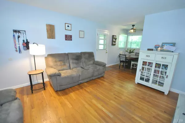 Lynchburg, VA 24502,1205 Lakeview DR