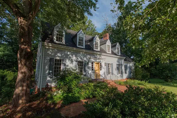 Lynchburg, VA 24503,3613 Willow Lawn DR