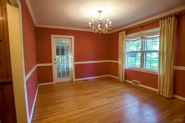 Lynchburg, VA 24503,1514 Club DR