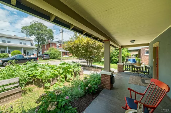 Roanoke, VA 24015,1246 SW Floyd AVE