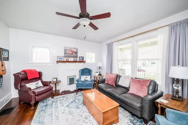 Roanoke, VA 24015,1246 SW Floyd AVE