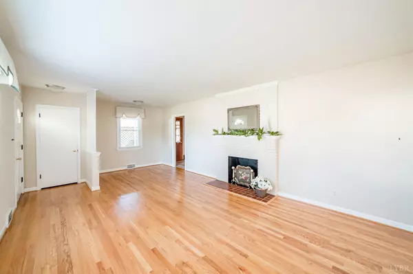 Lynchburg, VA 24502,736 Sandusky DR