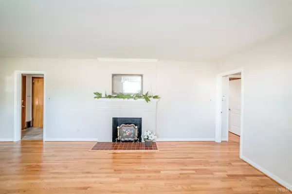 Lynchburg, VA 24502,736 Sandusky DR