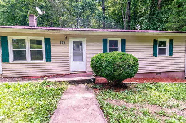 Brookneal, VA 24528,137 Central ST