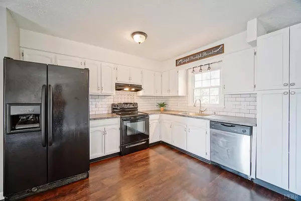 Forest, VA 24551,104 Dinlake CT