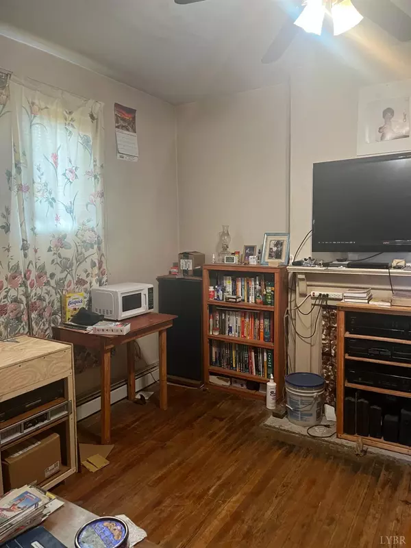 Lynchburg, VA 24503,1109 Dearing