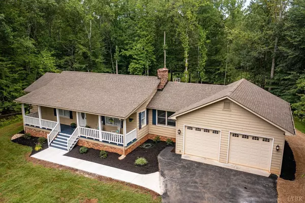 Forest, VA 24551,105 Summerwood LN