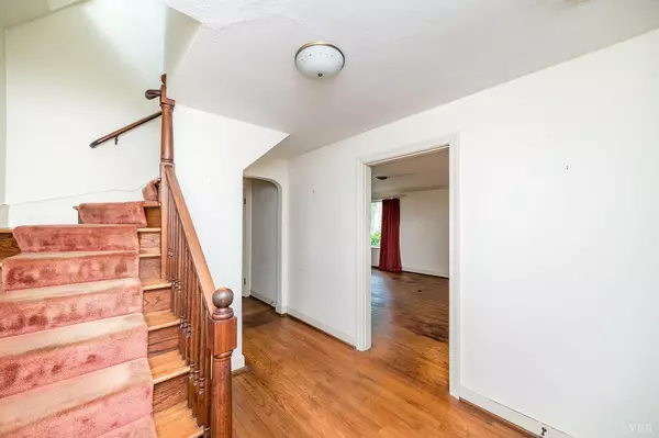 Brookneal, VA 24528,1252 Lynchburg AVE