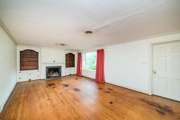 Brookneal, VA 24528,1252 Lynchburg AVE