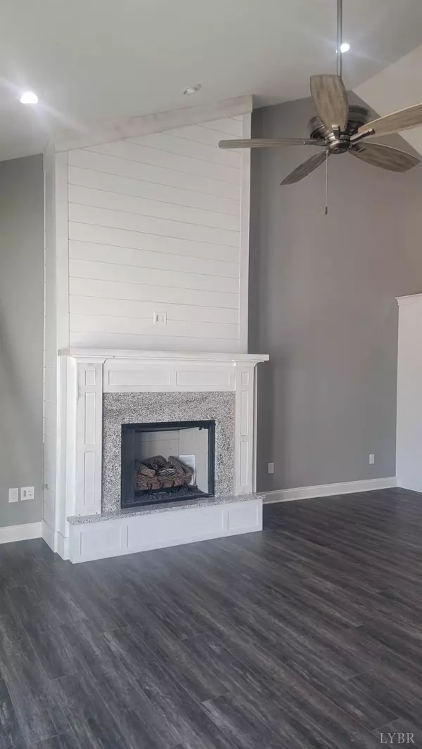 Forest, VA 24551,1162 Grandset DR