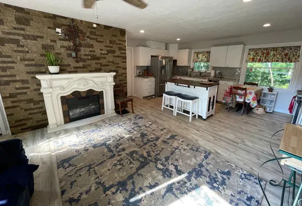 Lynchburg, VA 24502,1933 Wards Ferry RD