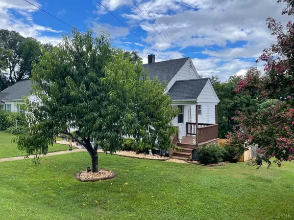 Lynchburg, VA 24502,1404 Fort Manor DR