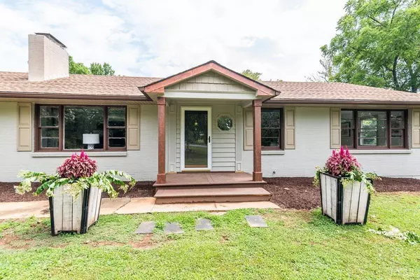 Lynchburg, VA 24502,1044 Greenview DR