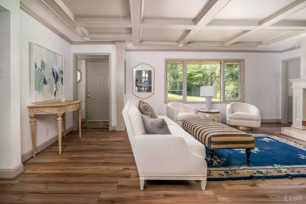 Lynchburg, VA 24502,1044 Greenview DR