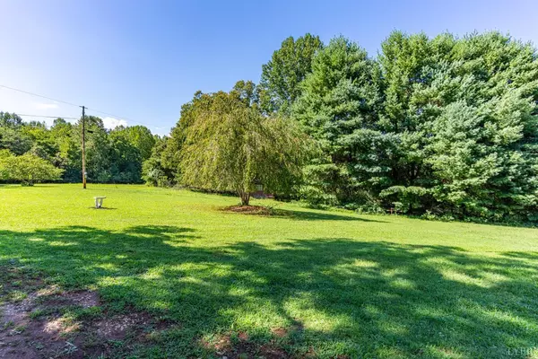 Amherst, VA 24521,147 Hunters Hollow