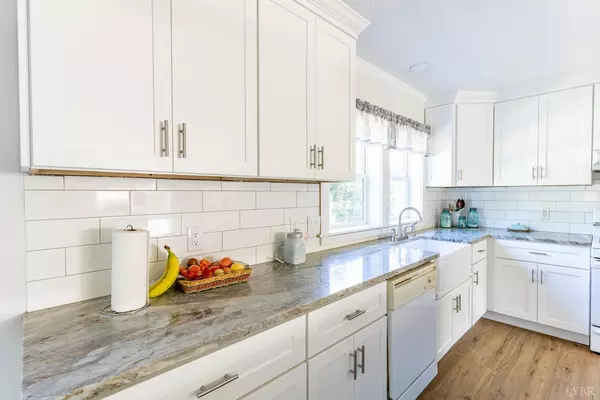 Amherst, VA 24521,147 Hunters Hollow