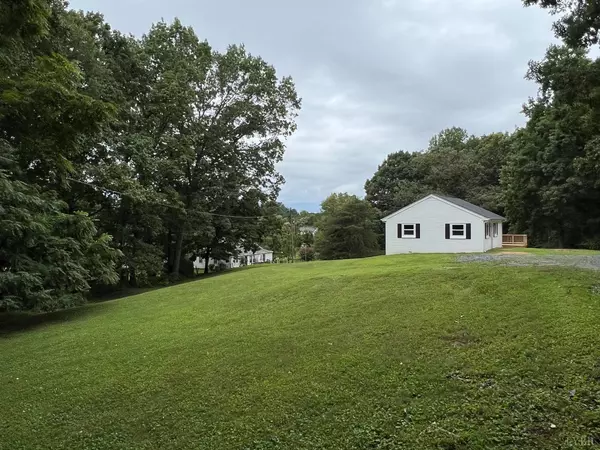 Madison Heights, VA 24572,131 Oak Leaf DR