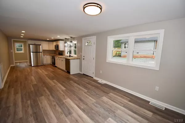 Madison Heights, VA 24572,131 Oak Leaf DR