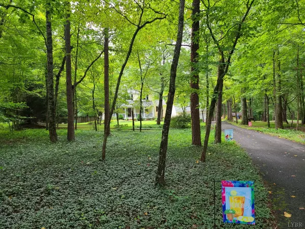 Forest, VA 24551,106 Summerwood LN