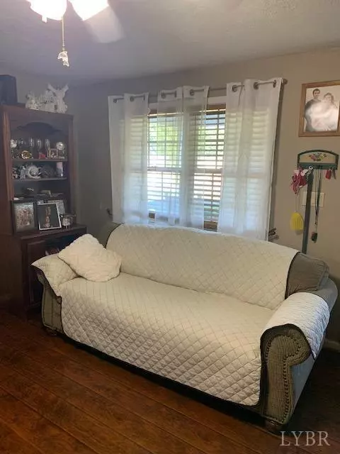 Bedford, VA 24523,1130 Broadview ST