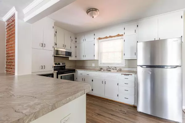 Lynchburg, VA 24502,5953 Hines CIR