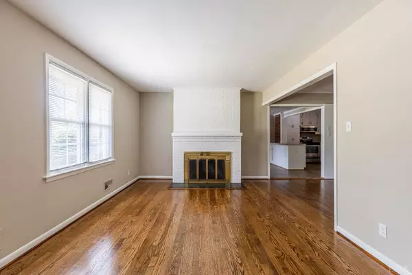 Lynchburg, VA 24502,5953 Hines CIR