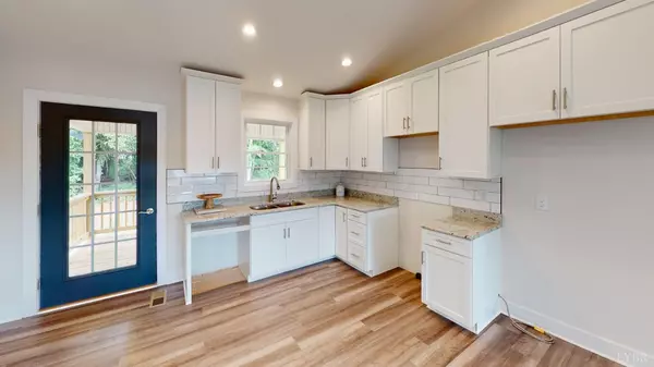 Madison Heights, VA 24572,25 Patrick CT