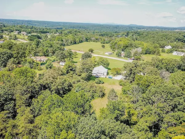 Bedford, VA 24523,8772 Moneta RD